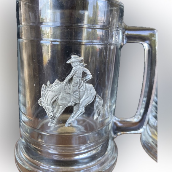 2 Glass Beer Mugs Steins Pewter Cowboy Horse Bull Rodeo Metalworks Pendleton - Picture 3 of 10